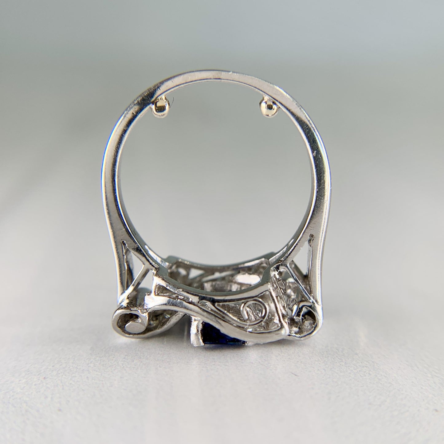 1950's Vintage Blue Sapphire and Diamond Ring Platinum