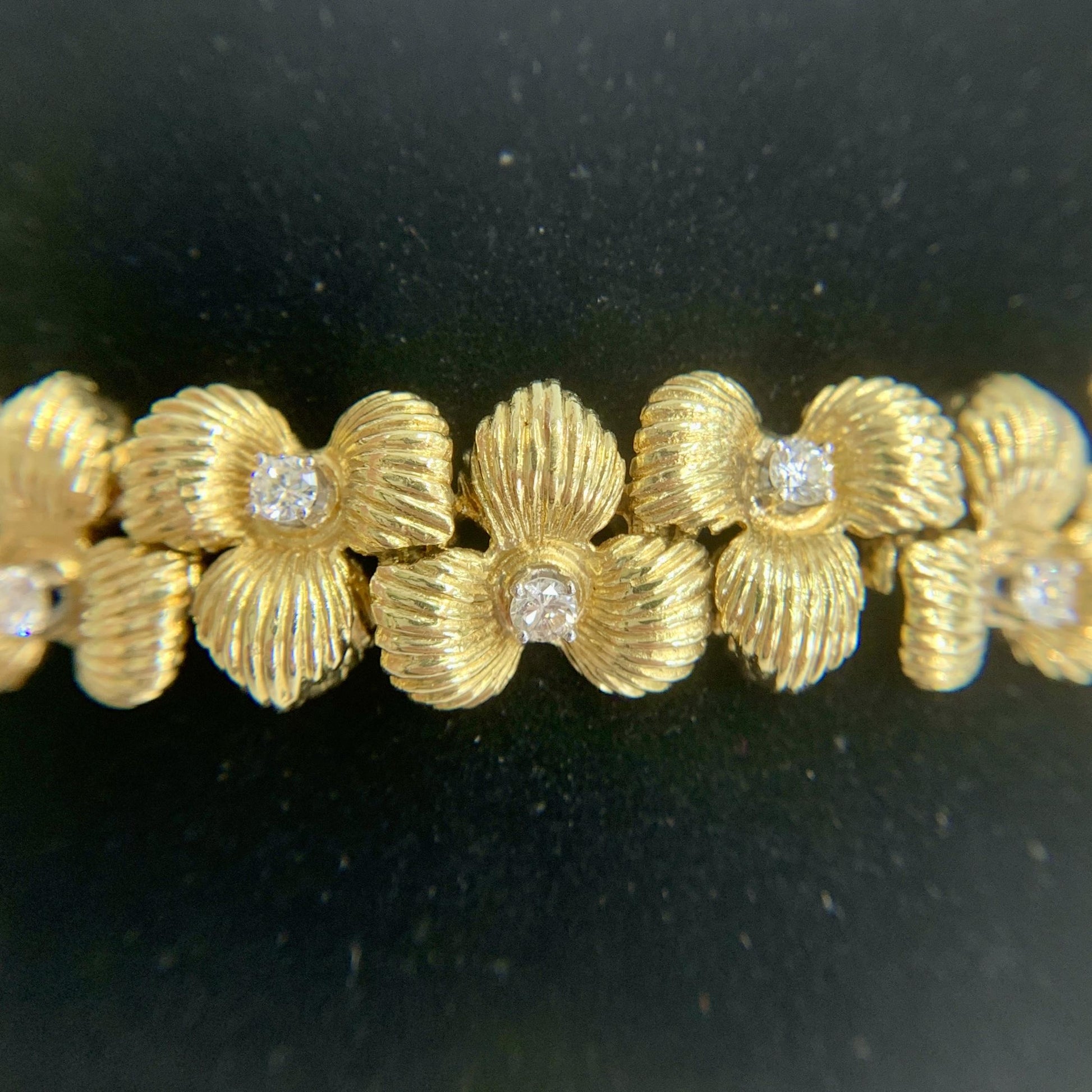 Vintage 1970's Flower Diamond Bracelet 18k Yellow Gold