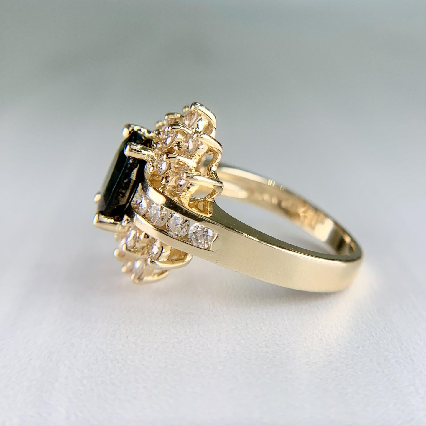 Estate Sapphire and Diamond Ring 14k Yellow Gold