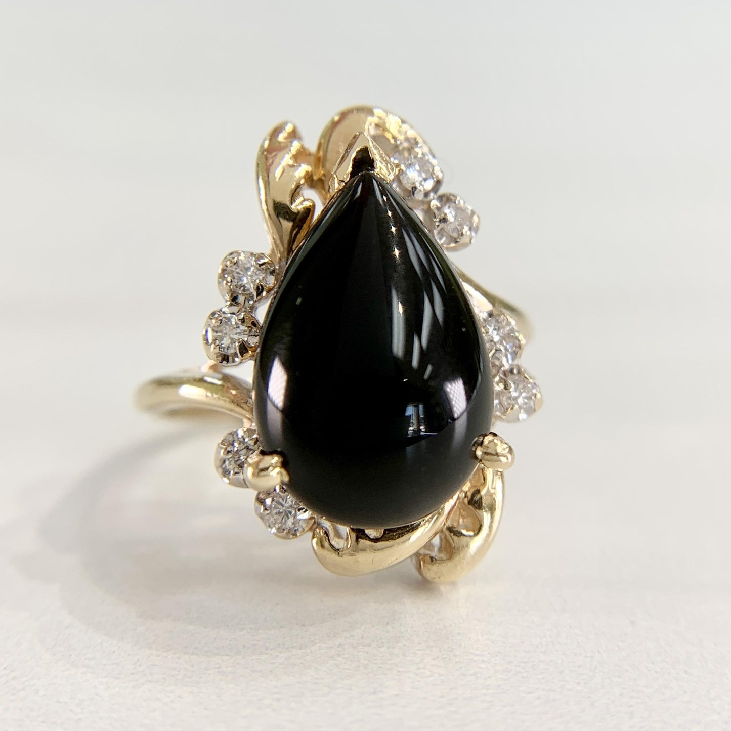 1990's Pear Onyx and Diamond Ring 14k Gold