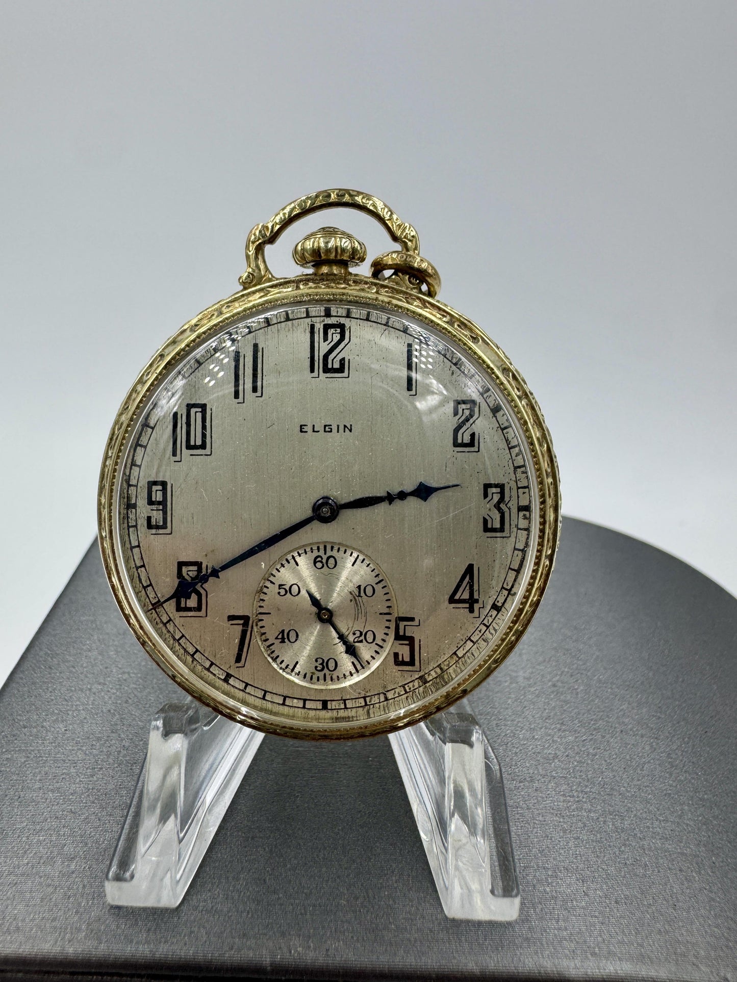 Antique Elgin 10k Gold filled Open face pocket watch 12s 7J Circa 1928 w/ Chain