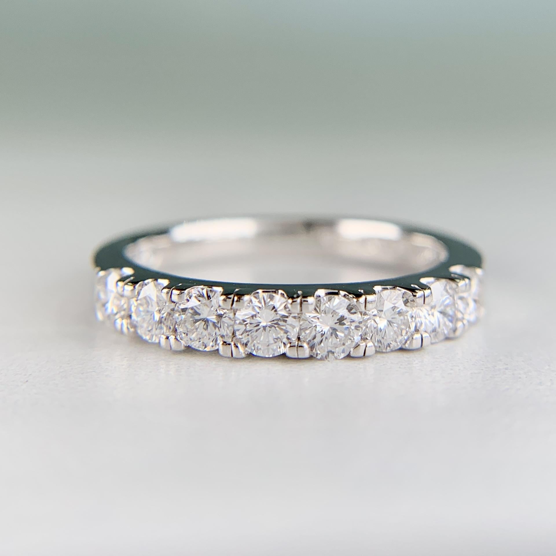 THE LEO .78ctw Diamond Band Ring 14k White Gold