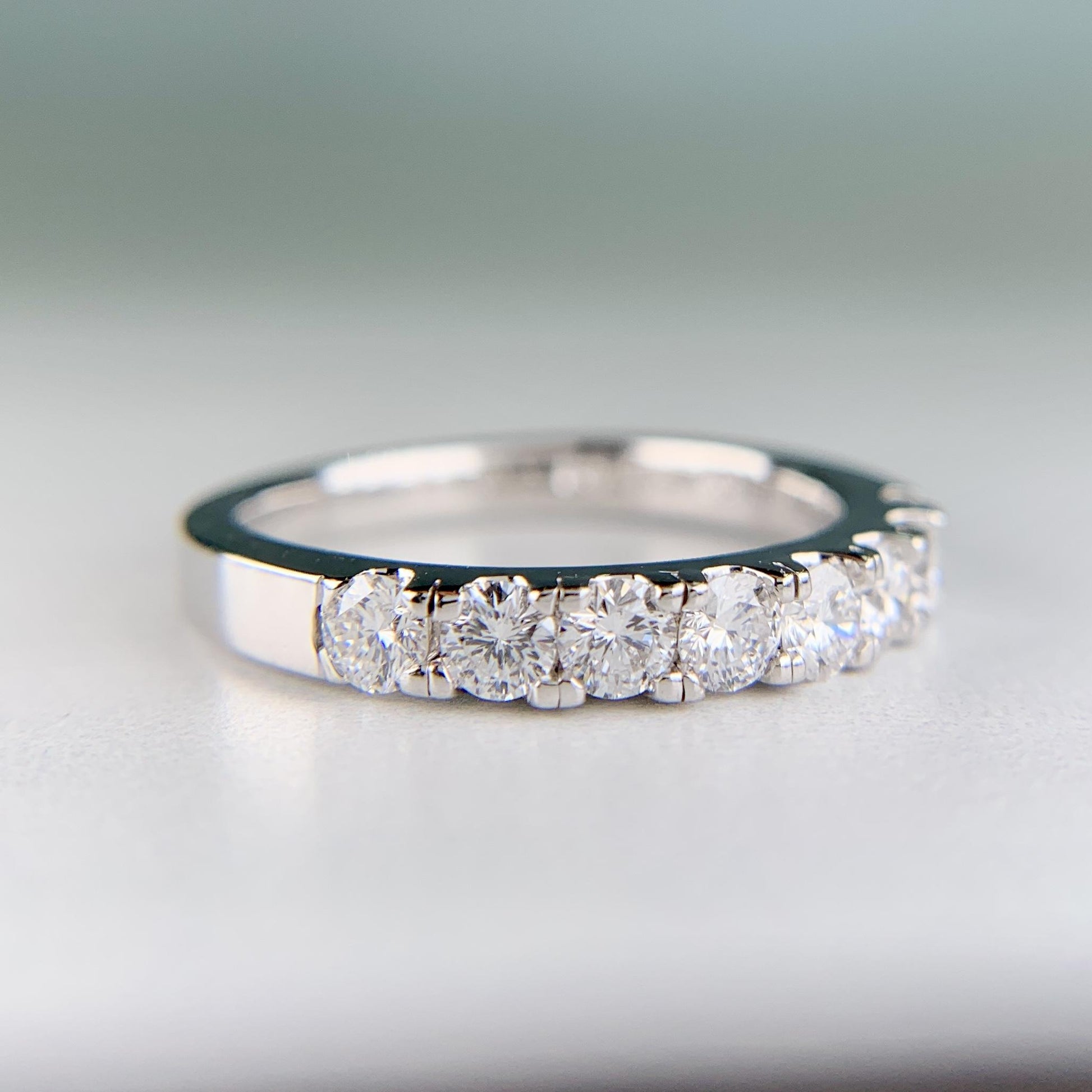 THE LEO .78ctw Diamond Band Ring 14k White Gold