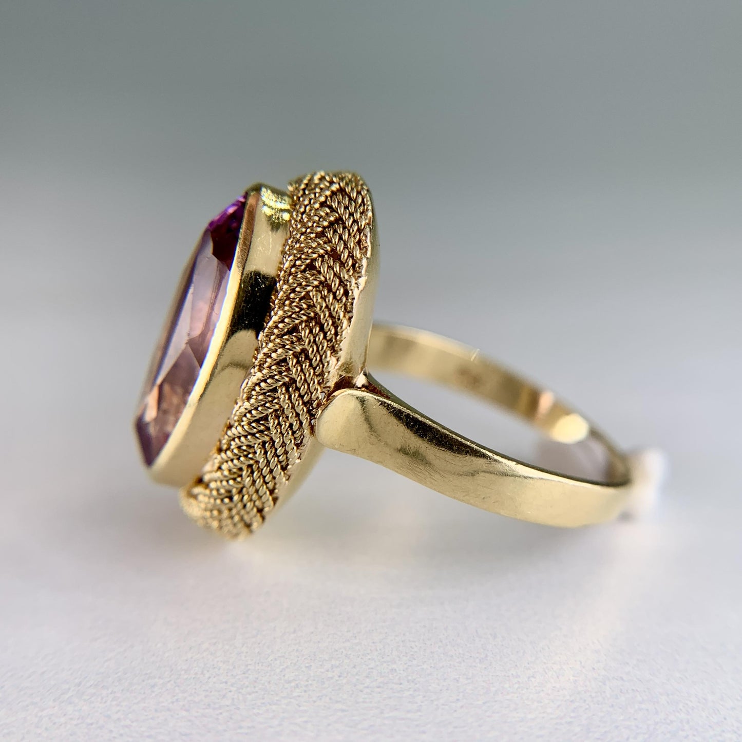Vintage Italian Marquise Amethyst Navette Ring 18k Yellow Gold
