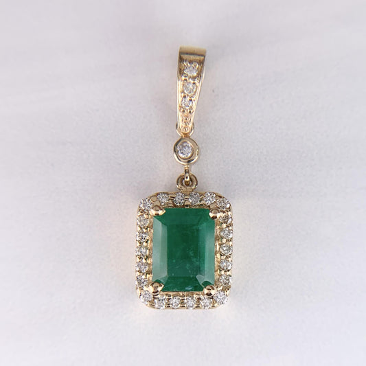 Columbian Emerald and Diamond Pendant 14k Yellow Gold