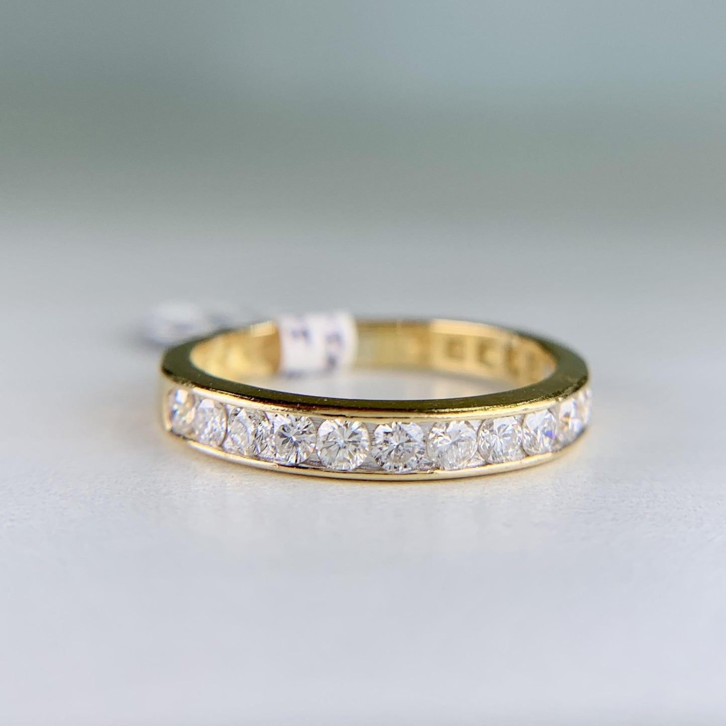 1990's Round Brilliant Diamond Band Ring 18k Yellow Gold