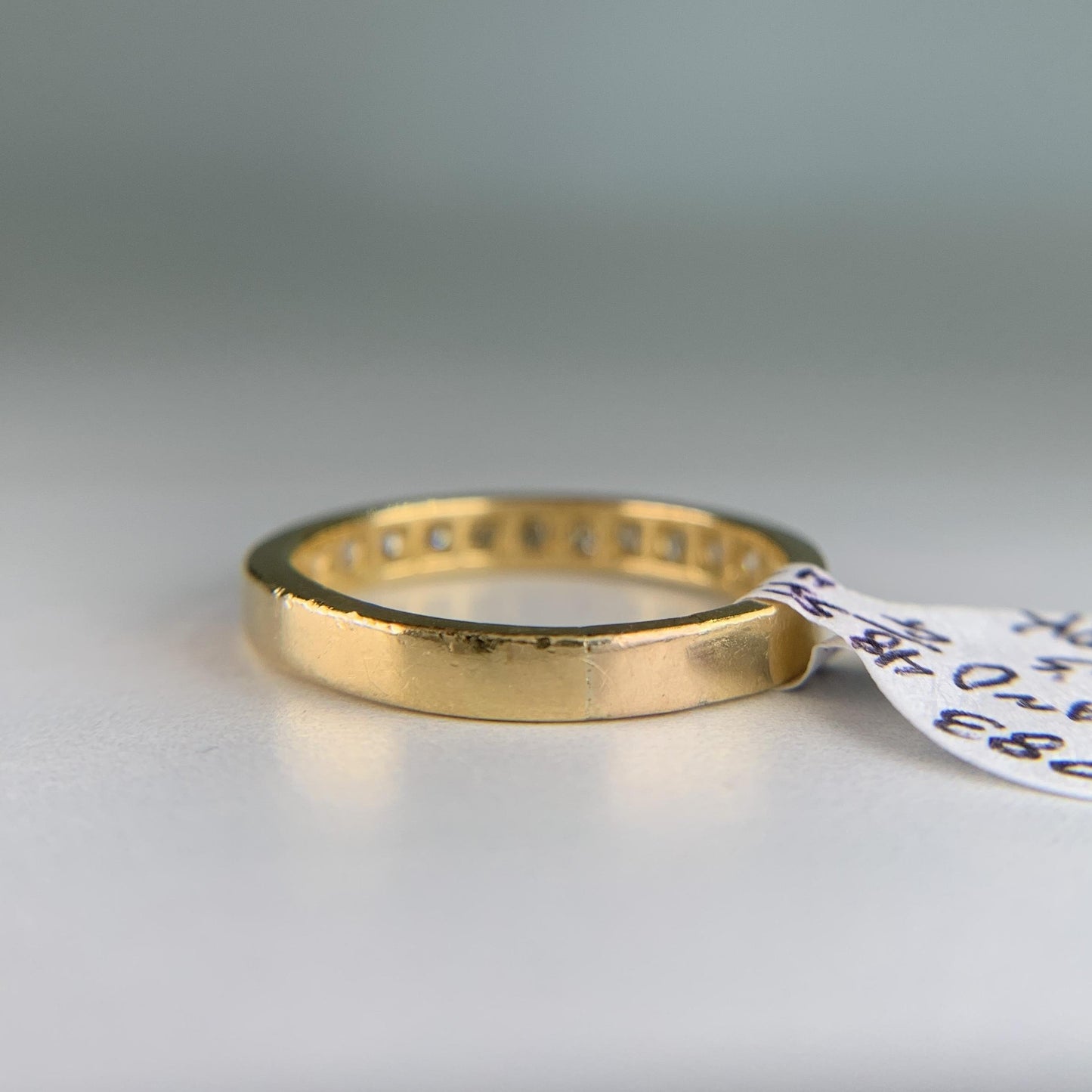 1990's Round Brilliant Diamond Band Ring 18k Yellow Gold