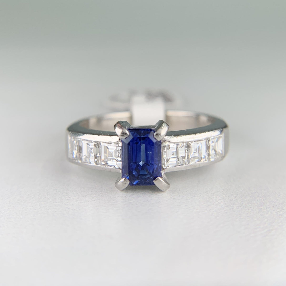 1980's Sapphire and Diamond Platinum Ring