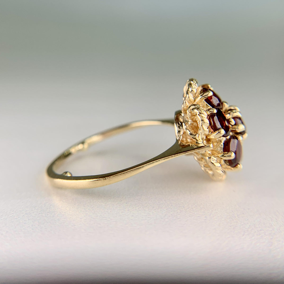 Vintage 1970's Garnet Flower Cluster Ring 14k Yellow Gold