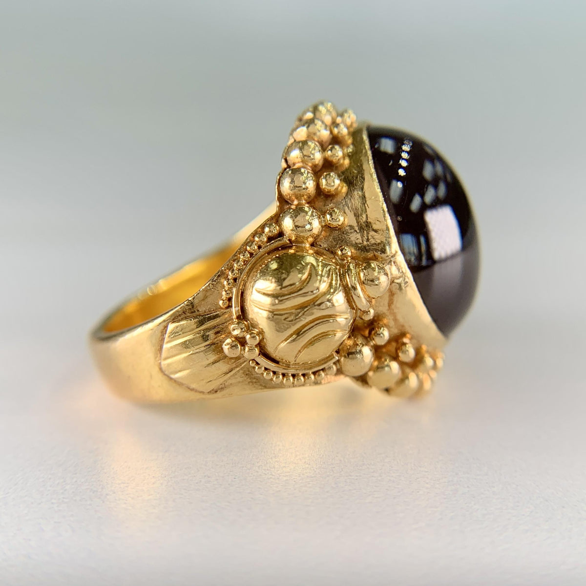 Vintage 1990's Stephen Dweck Pink Tourmaline Cabochon Ring 22k Yellow Gold