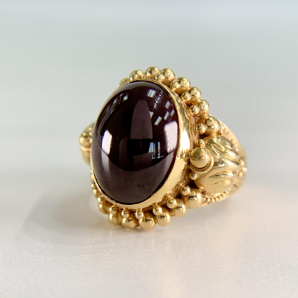 Vintage 1990's Stephen Dweck Pink Tourmaline Cabochon Ring 22k Yellow Gold