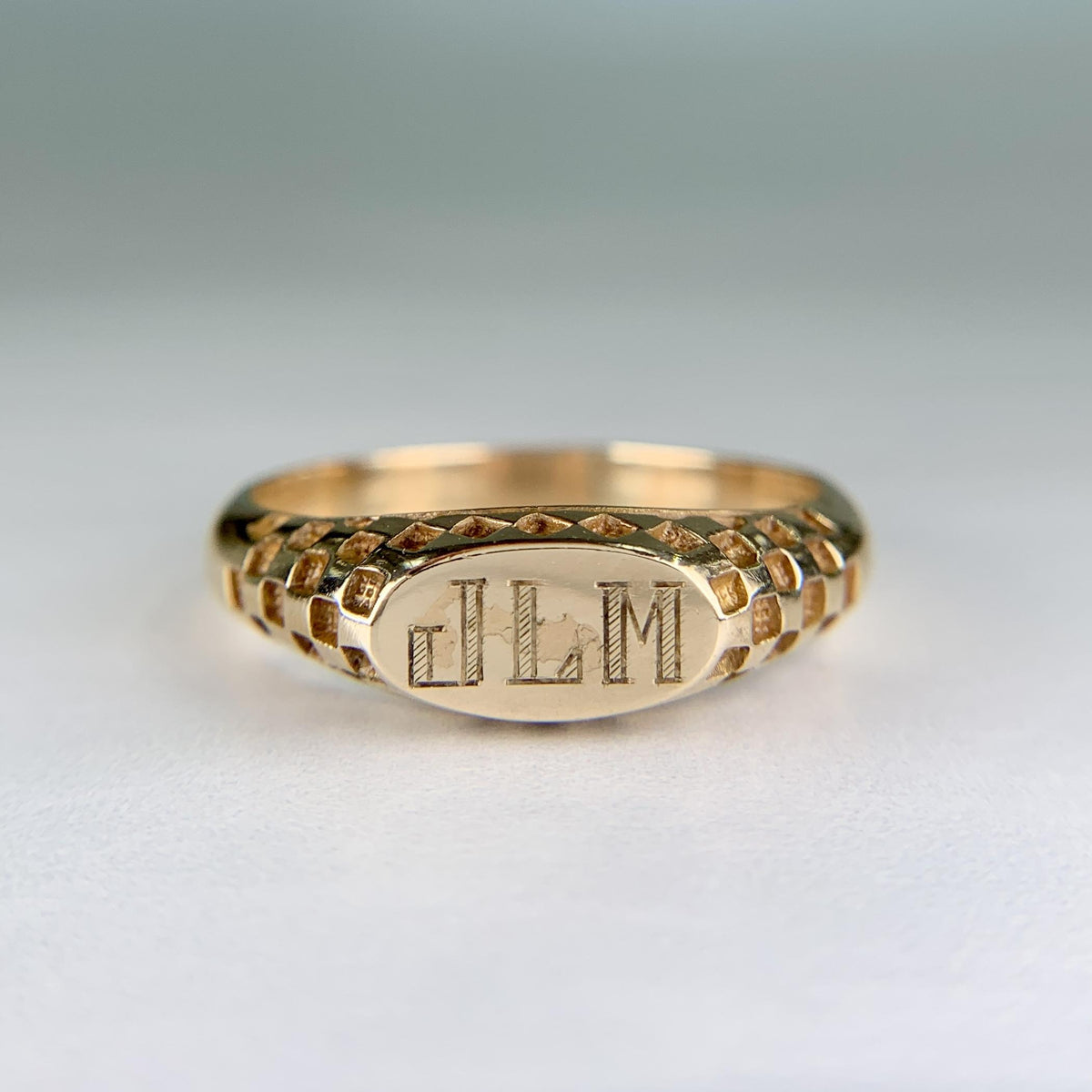 Vintage 1940's Engraved Signet Ring "JLM" 10k Yellow Gold