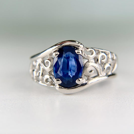 Kwiat Oval Blue Sapphire Filigree Ring Platinum