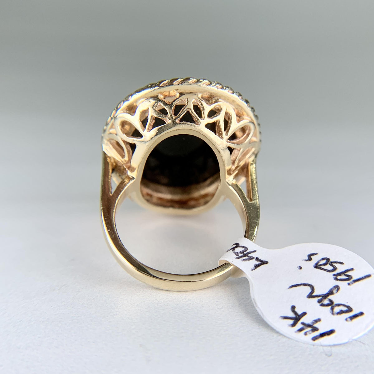 Vintage 1950's Onyx Roman Soldier Intaglio Ring 14k Yellow Gold