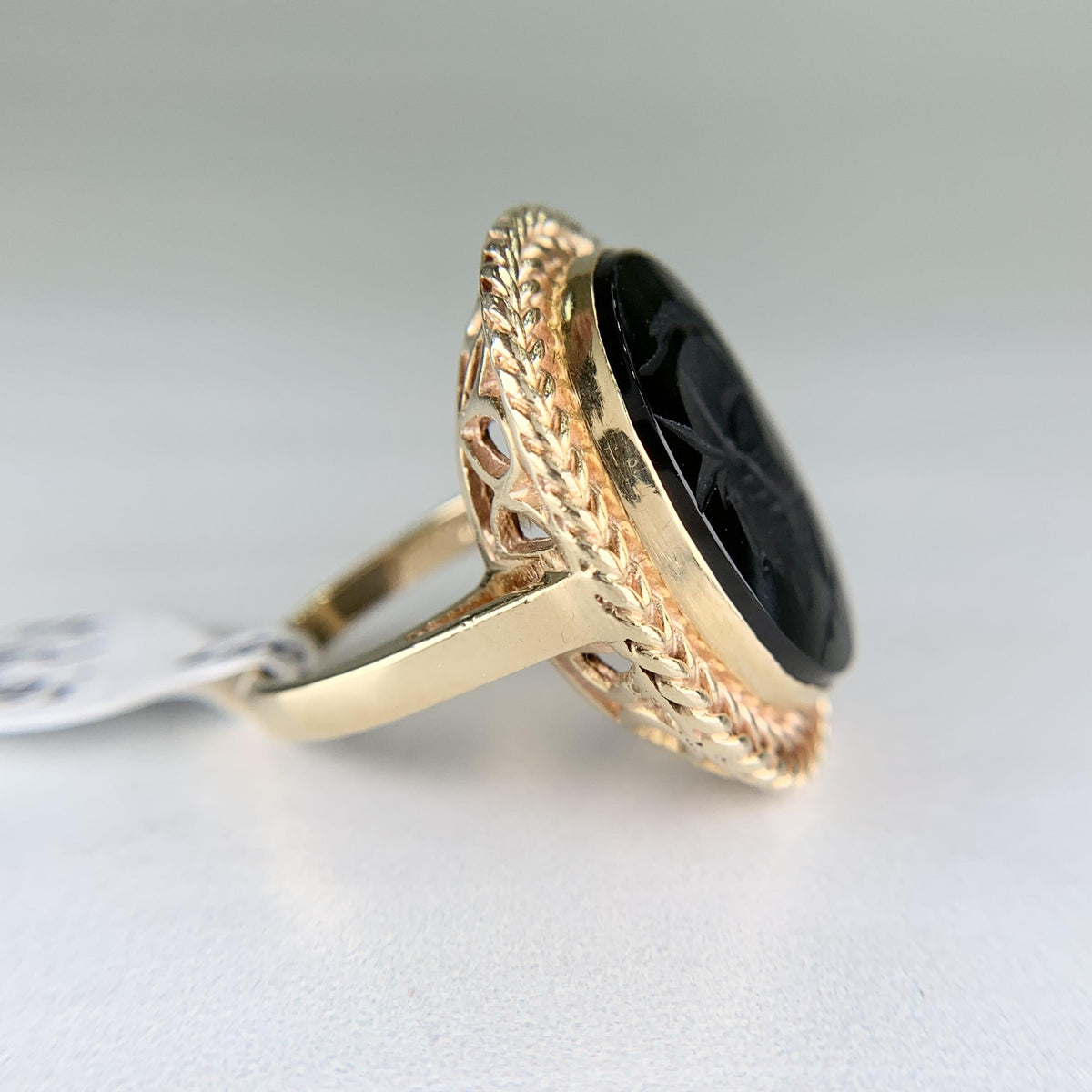 Vintage 1950's Onyx Roman Soldier Intaglio Ring 14k Yellow Gold