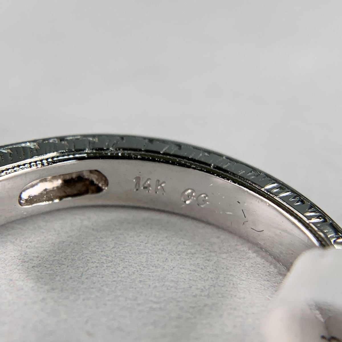 Estate Hand Etched Engraved 3 Stone Diamond Band Ring 14k White Gold