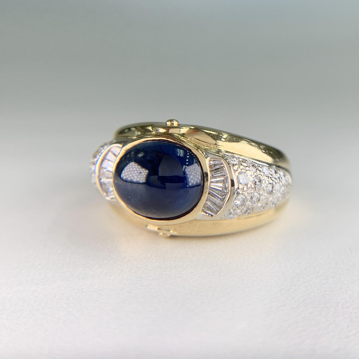 Unheated Star Sapphire Cabochon and Diamond Ring 18k