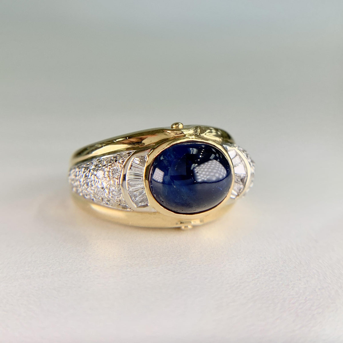 Unheated Star Sapphire Cabochon and Diamond Ring 18k