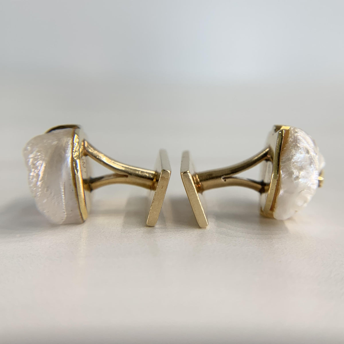 Vintage William Ruser Freshwater Pearl Cufflinks 18k Yellow Gold