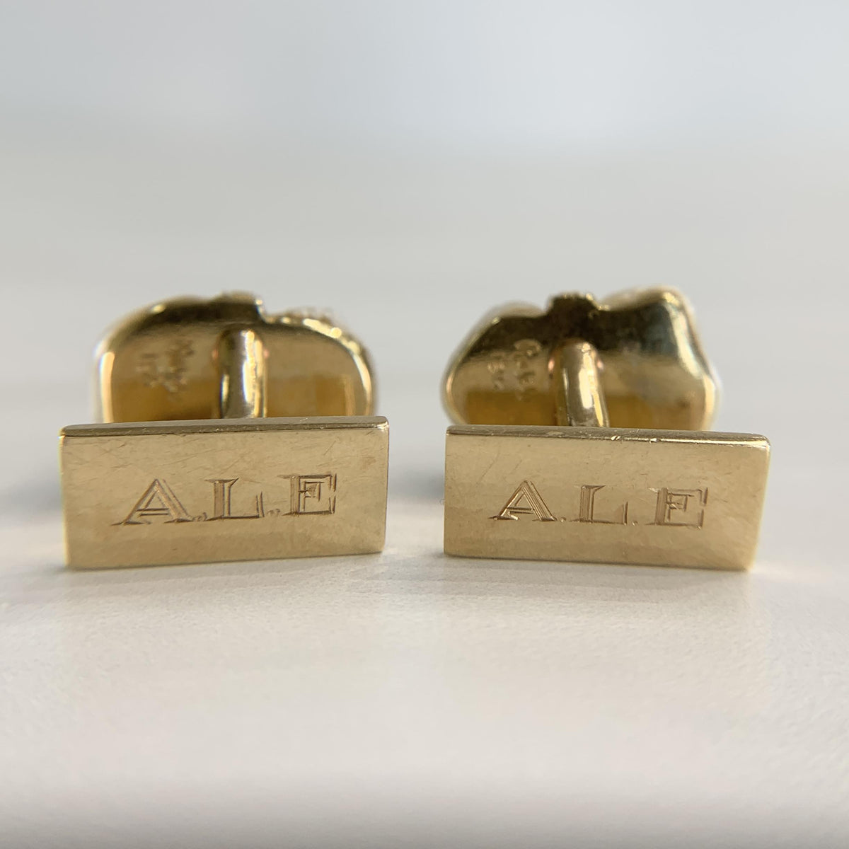 Vintage William Ruser Freshwater Pearl Cufflinks 18k Yellow Gold