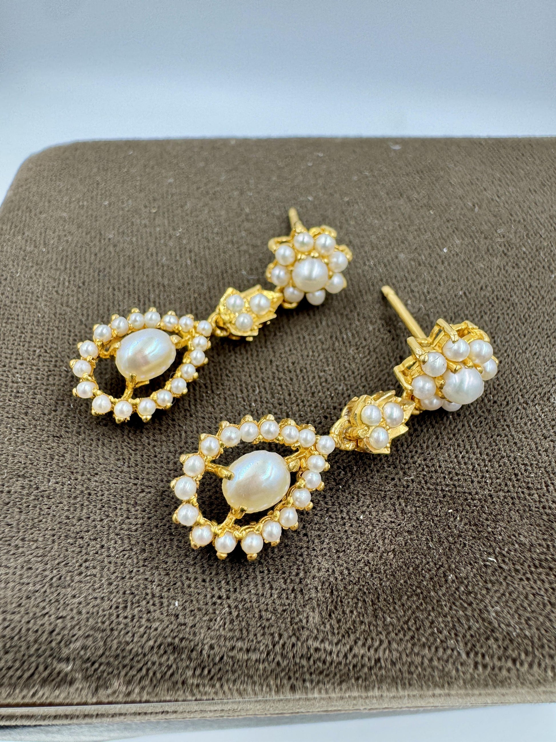 22k gold Pearl Dangle Drop Earrings