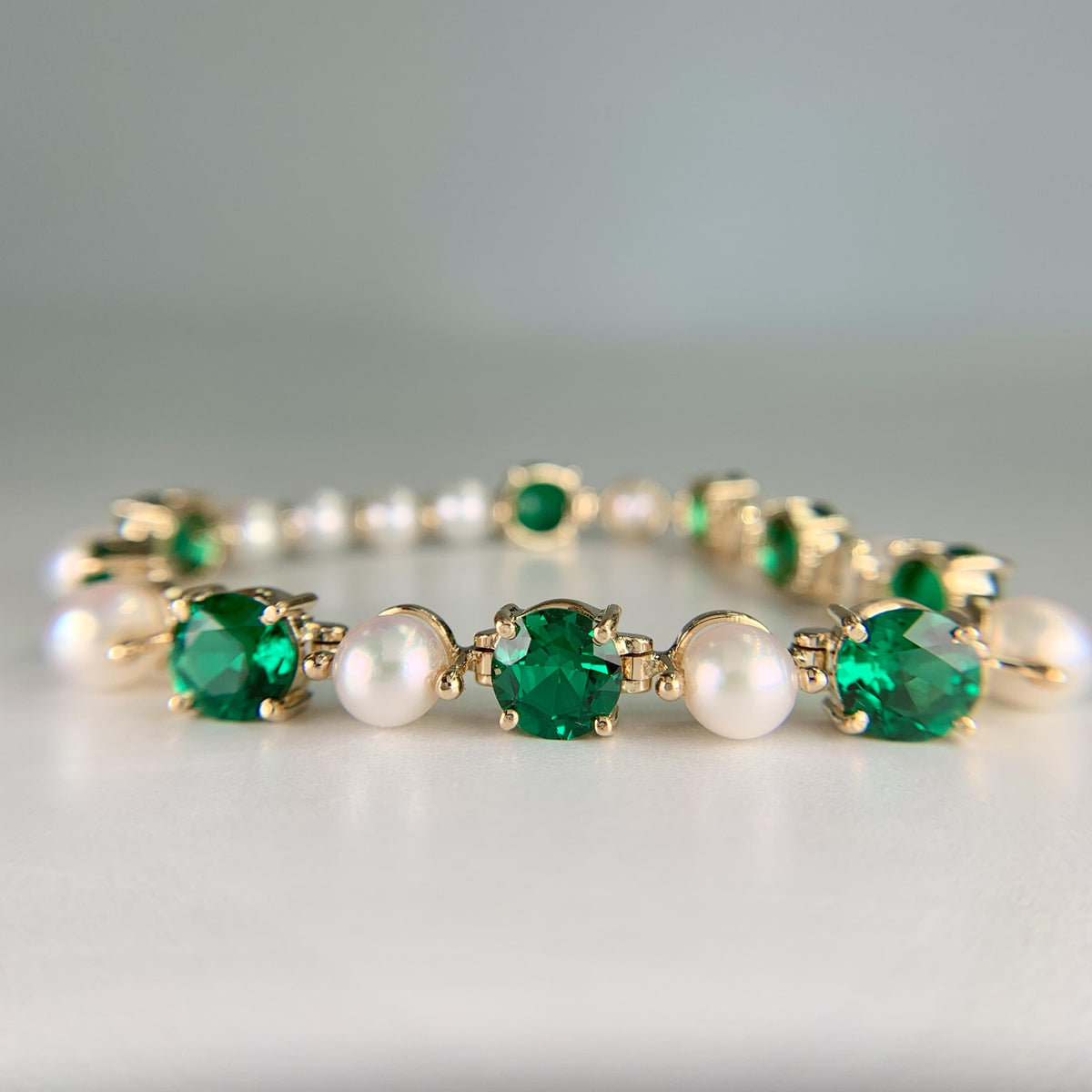 Vintage 1960's Pearl and Lab Grown Green Stone Bracelet 13-14k
