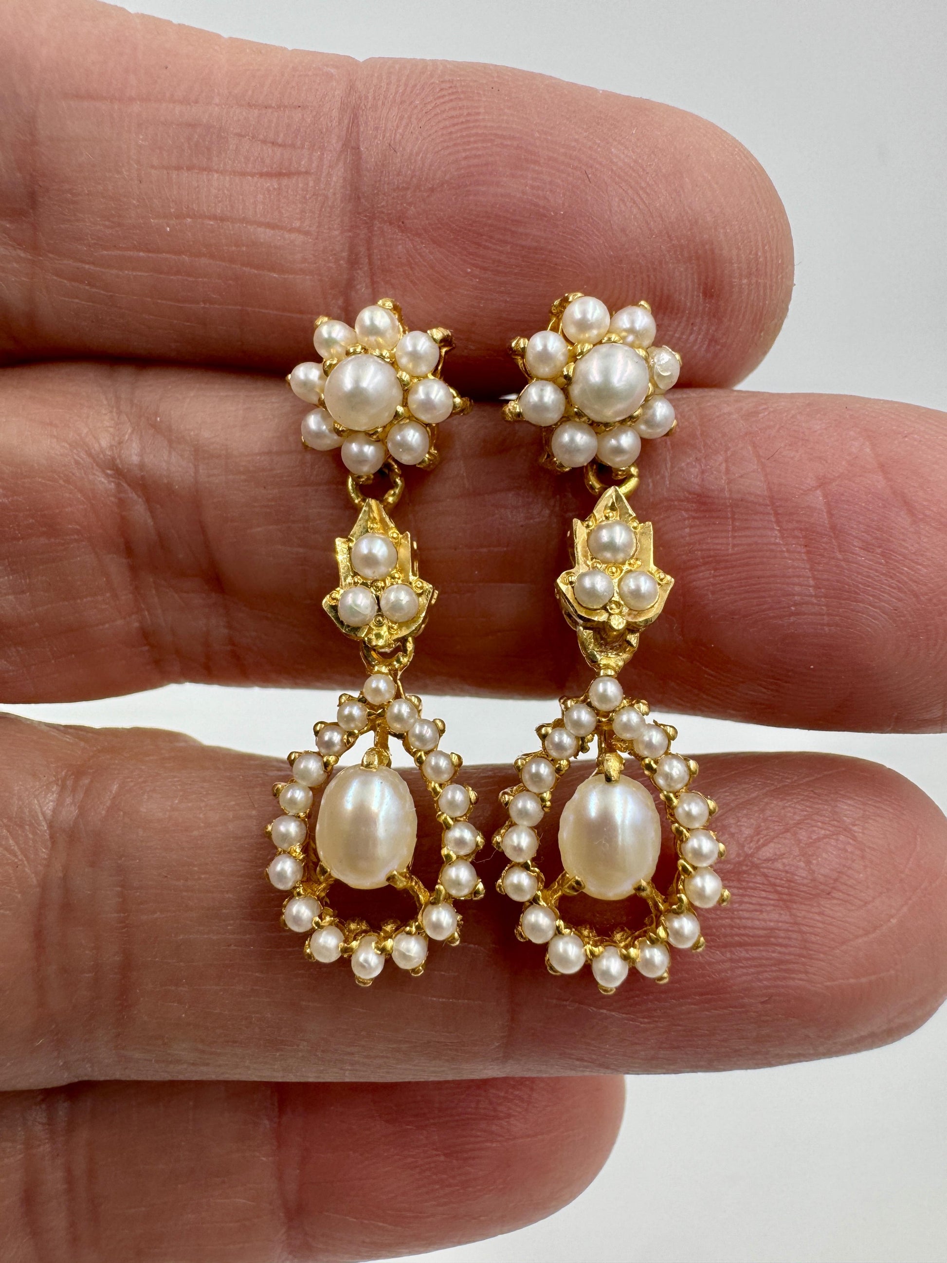 22k gold Pearl Dangle Drop Earrings
