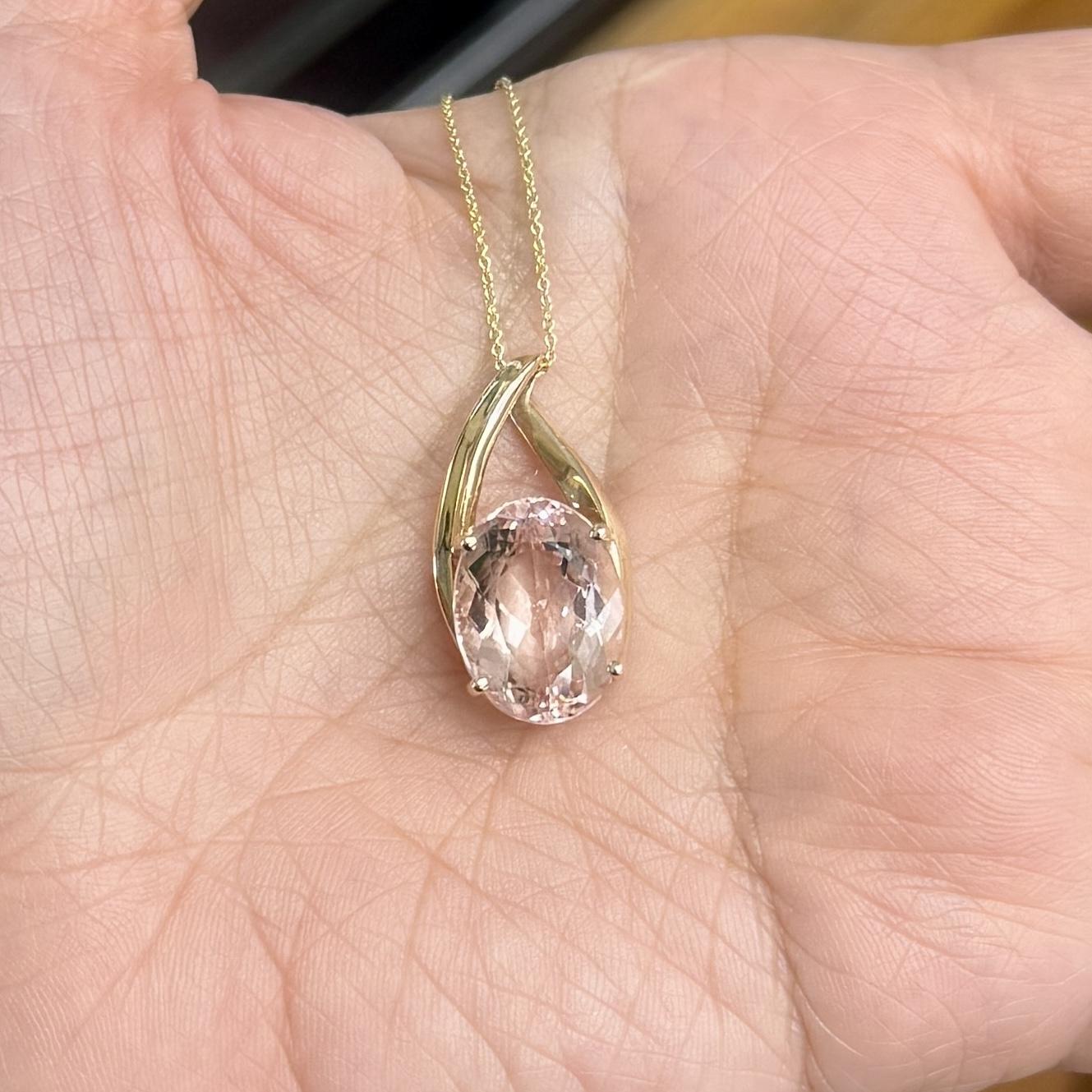 Clyde Duneier 8.5ct Oval Morganite Necklace 14k Yellow Gold