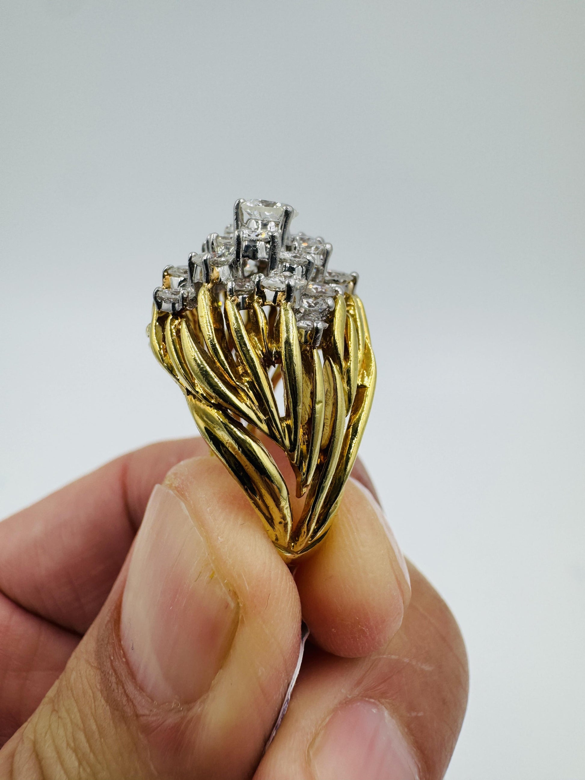 Kurt Wayne 18k gold Diamond Cluster Ring
