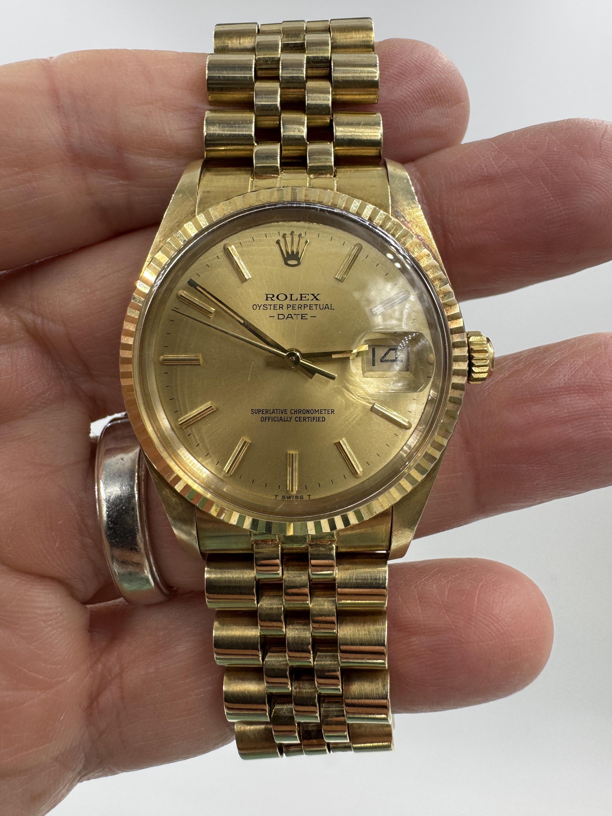 Rolex 15037 Date 14K Yellow Gold Rare Collectible
