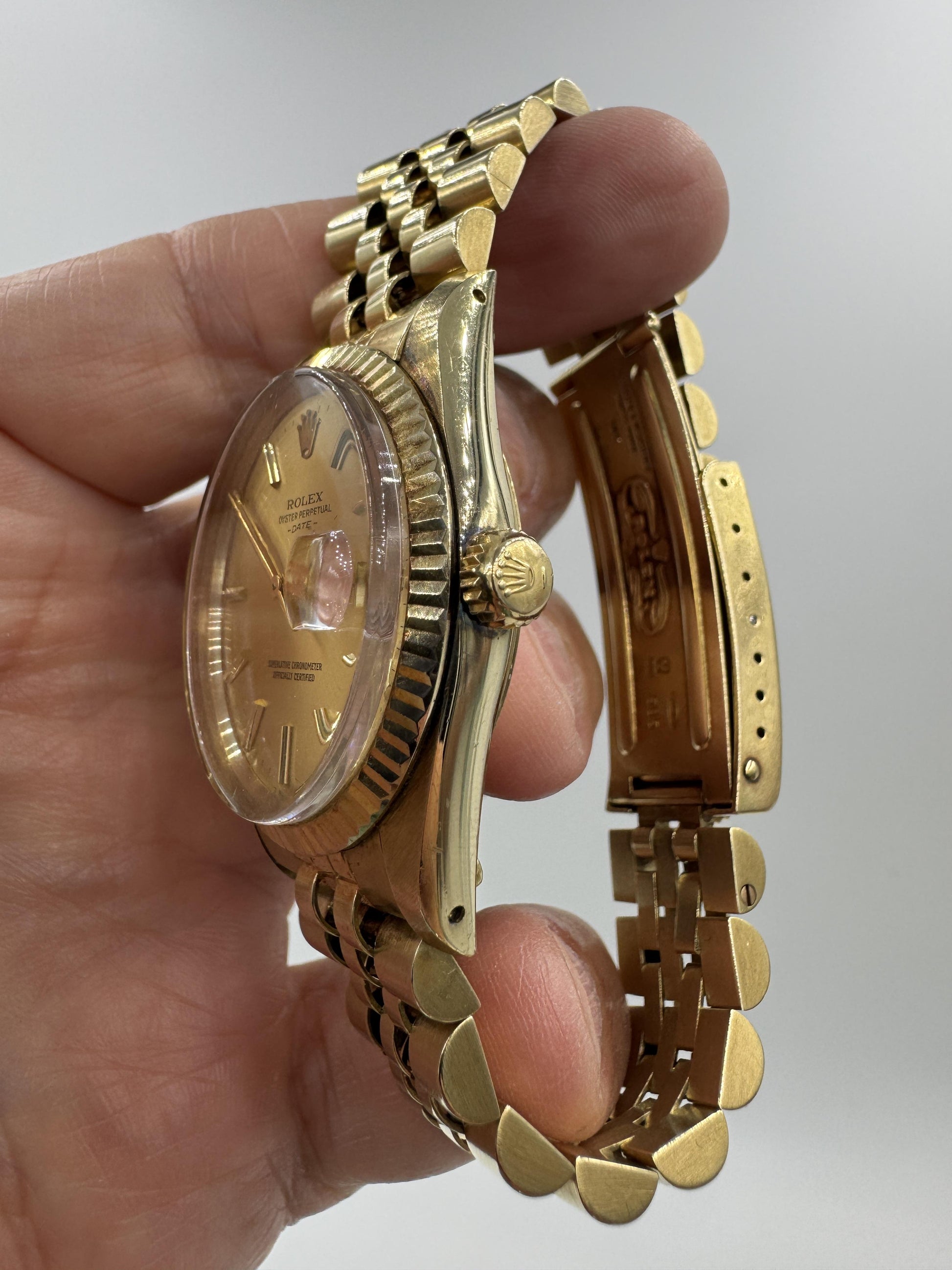 Rolex 15037 Date 14K Yellow Gold Rare Collectible