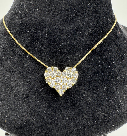 18k Gold Diamond Heart Pendant Necklace