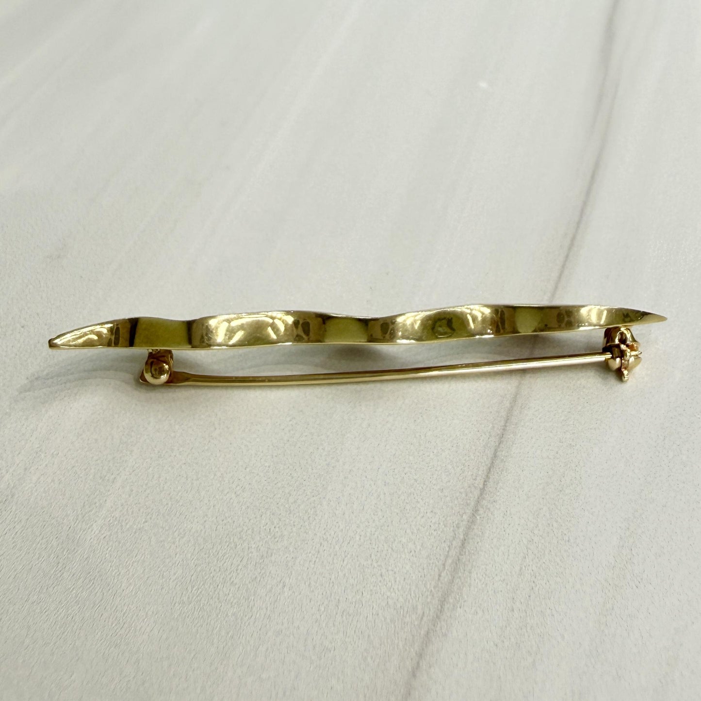 Tiffany & Co. Paloma Picasso Single Wave Brooch 18k Yellow Gold