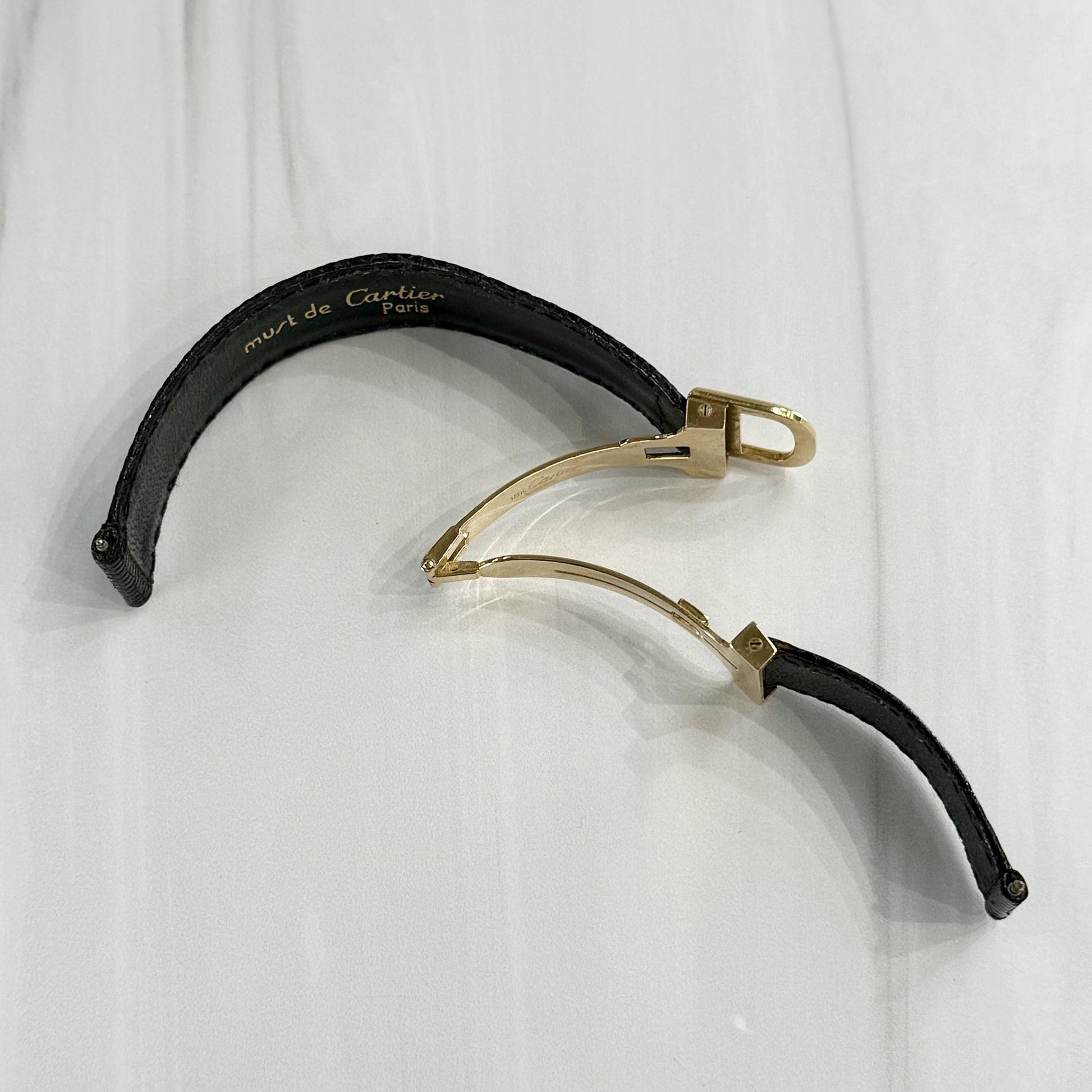 Cartier Deployment Buckle and Band Leather/18k Yellow Gold