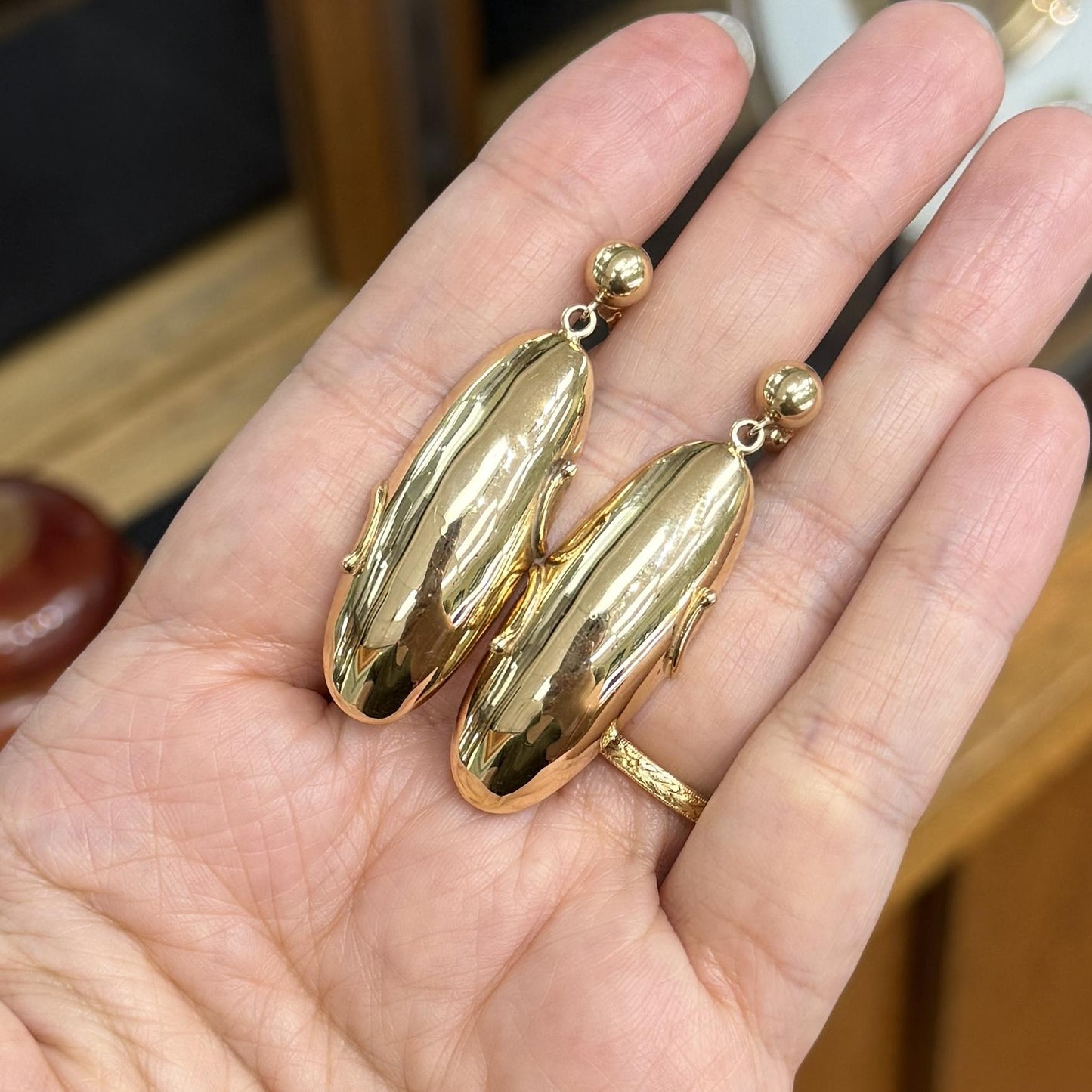 Vintage Long Oval Dangling Earrings 14k Yellow Gold