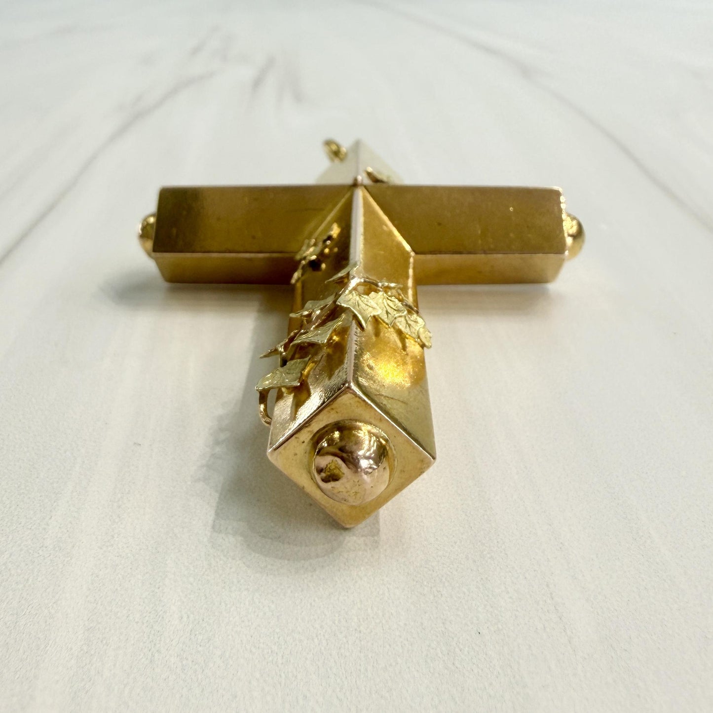 Large Antique Victorian Cross Pendant with Ivy Leaves 15k Yellow Gold