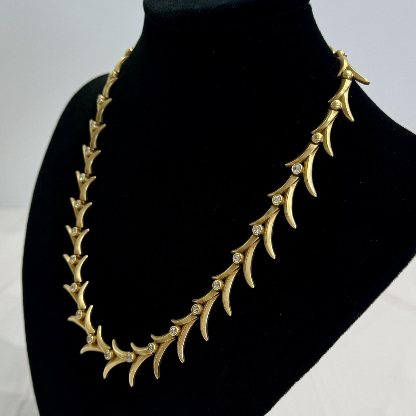 Elizabeth Rand Diamond Collar Necklace 18k Yellow Gold
