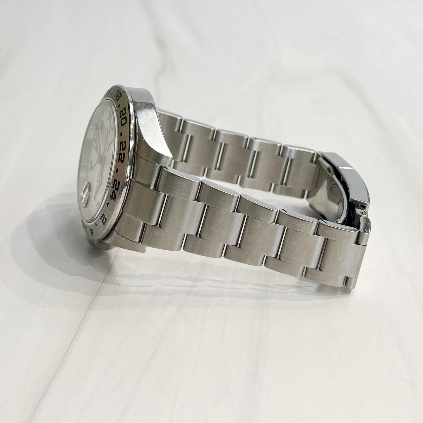 Rolex 216570 Explorer II Polar White Dial Steel 42mm Watch Box Full links