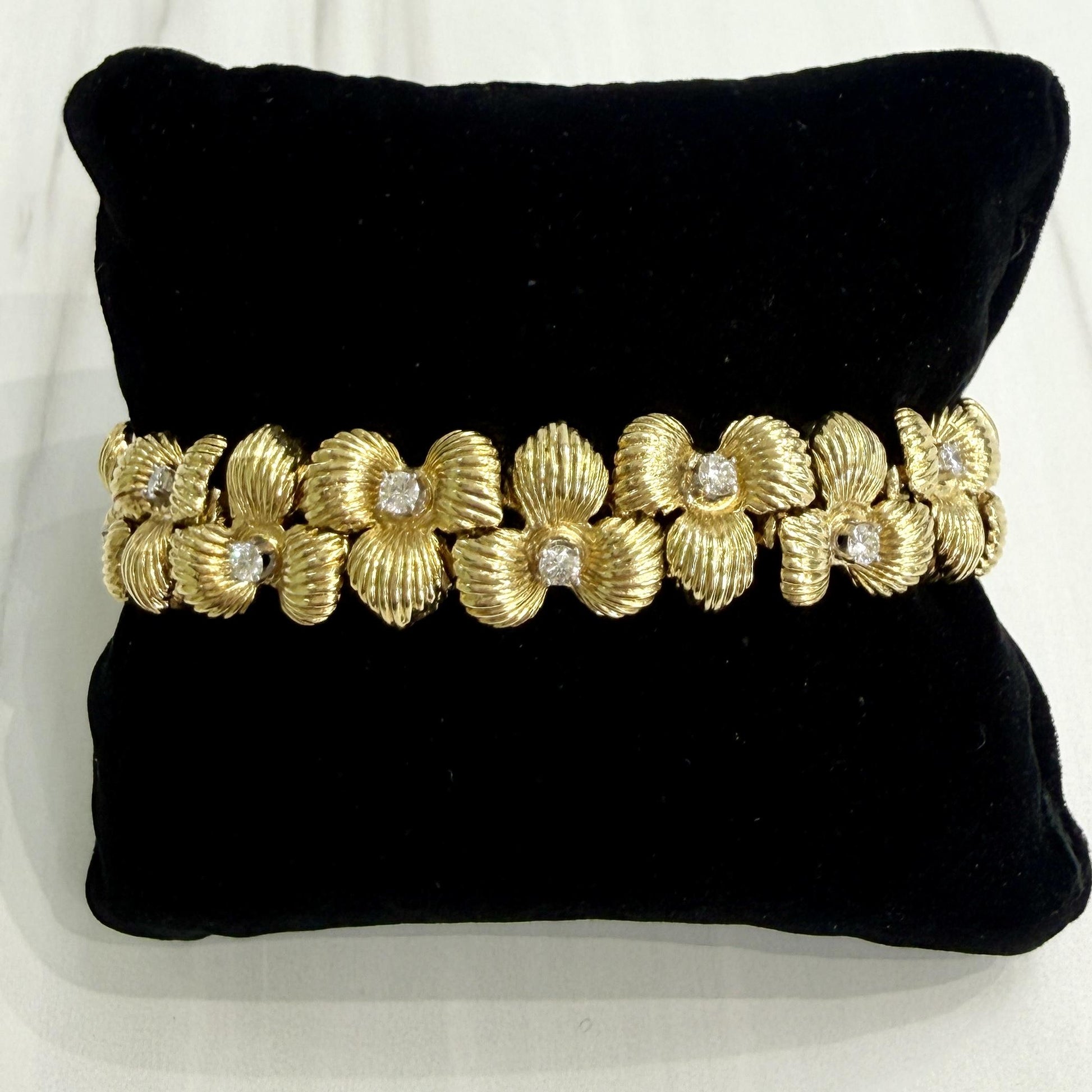 Vintage 1970's Flower Diamond Bracelet 18k Yellow Gold