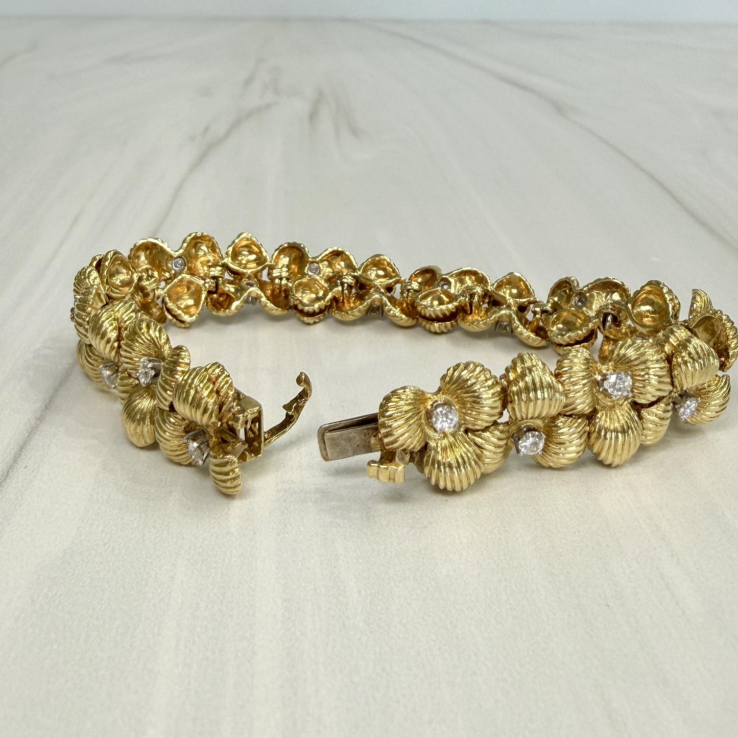 Vintage 1970's Flower Diamond Bracelet 18k Yellow Gold