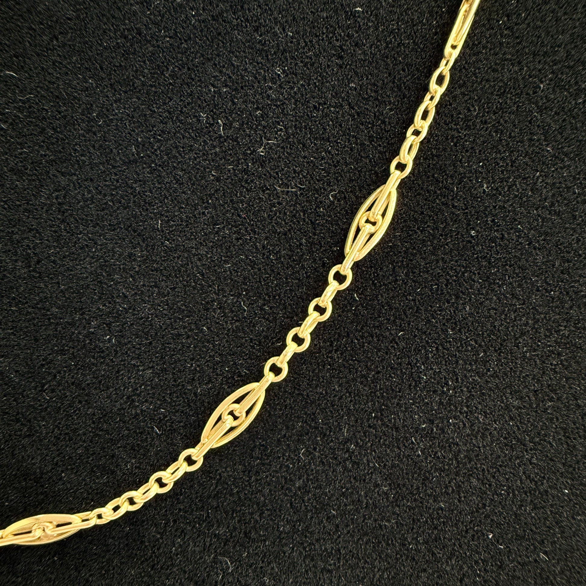 1930's Vintage Link Gold Chain Necklace 18k Yellow Gold