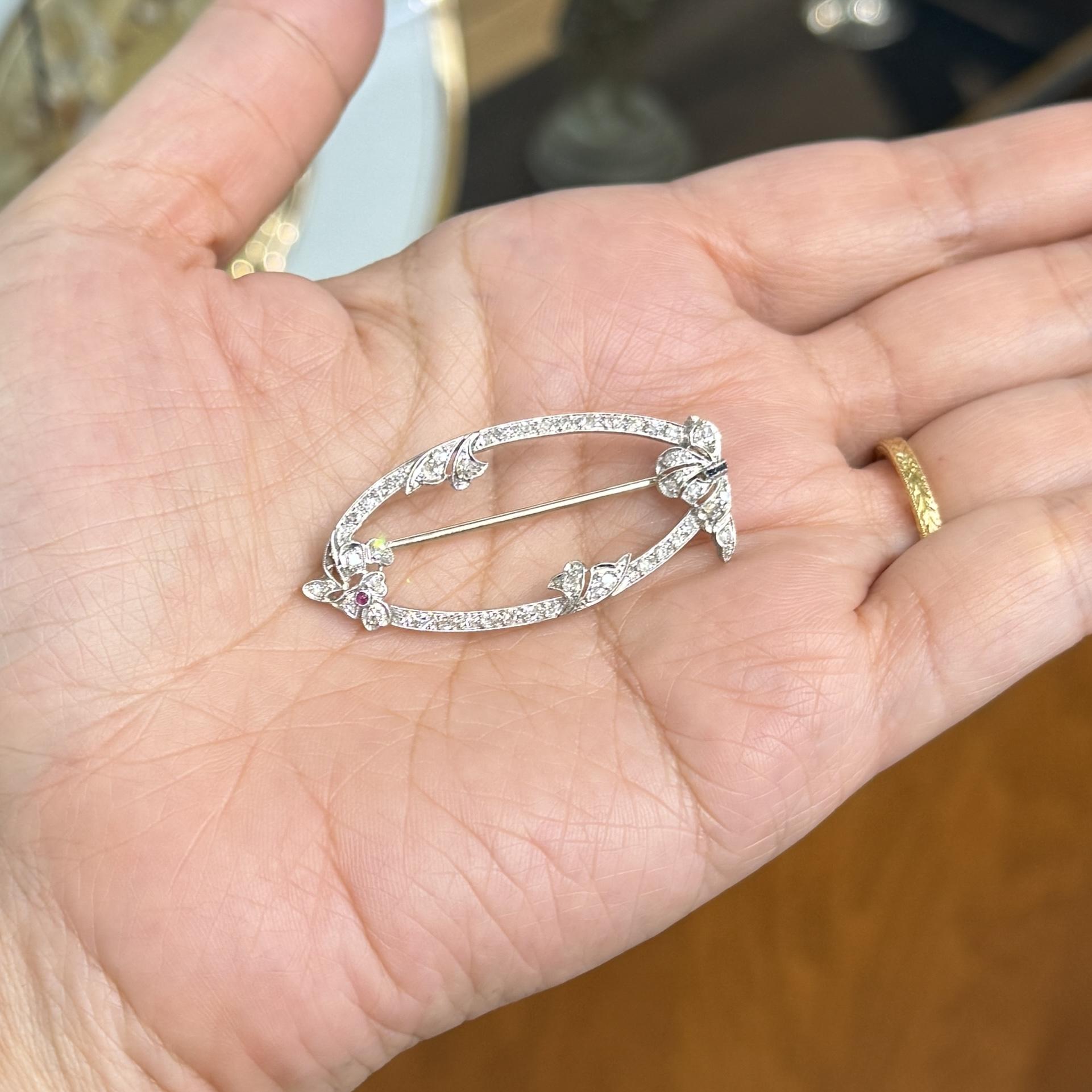 Vintage 1930's Art Deco Diamond Brooch Platinum/18k