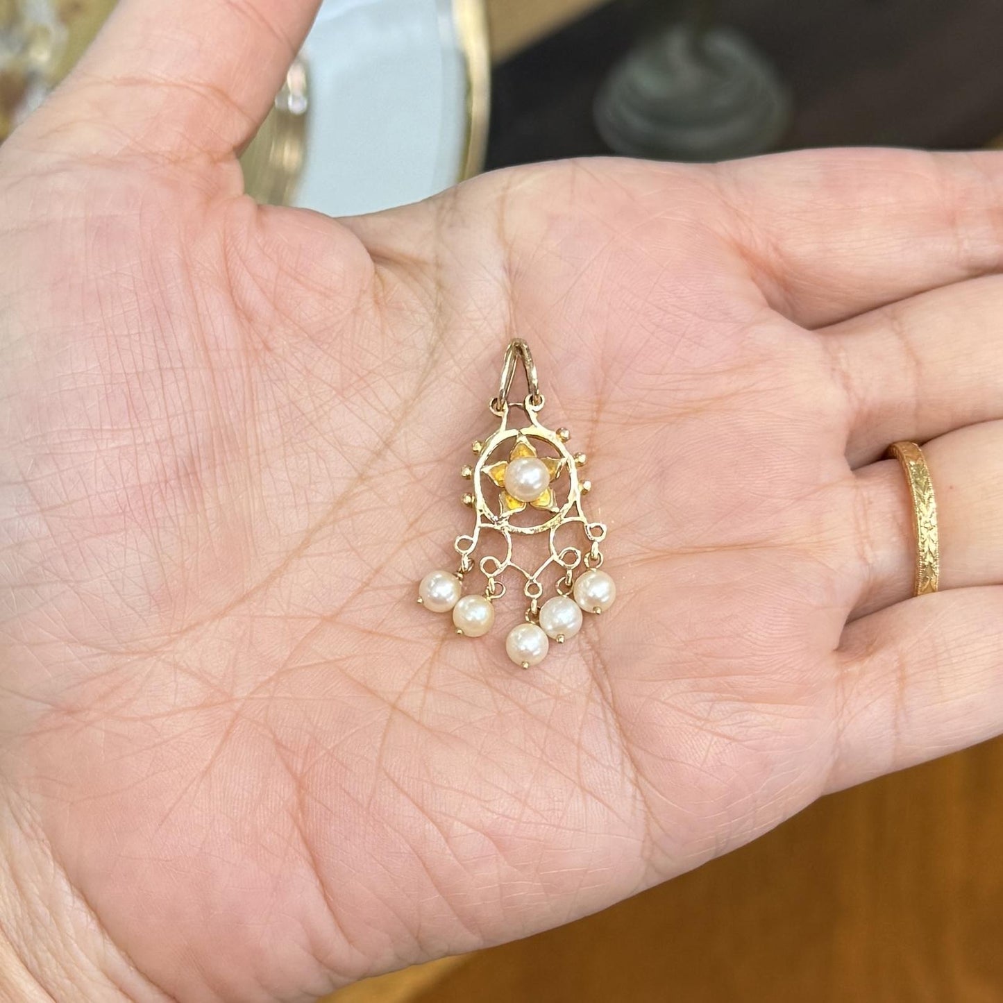 1950's Vintage Pearl Drop Pendant 14k Yellow Gold