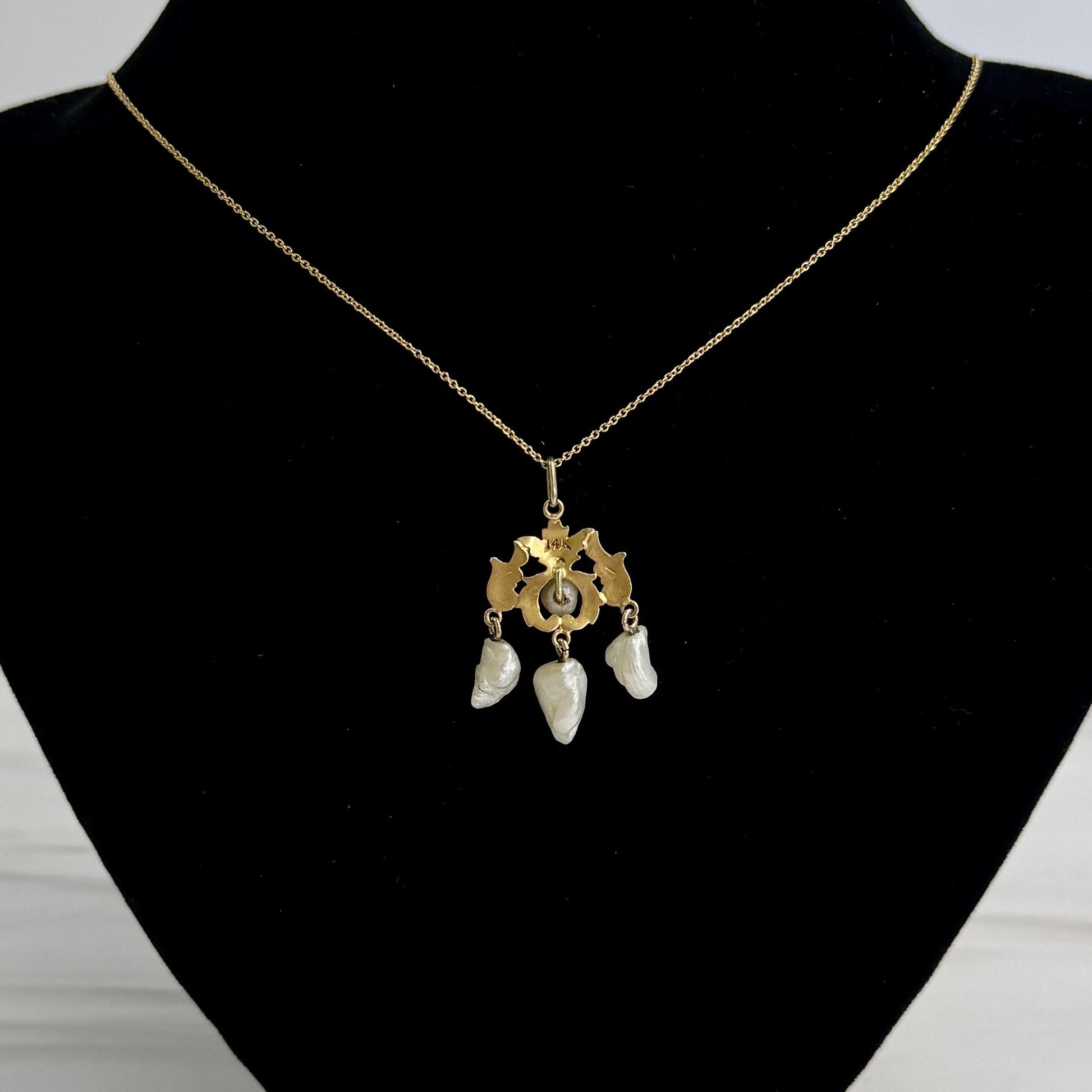 Antique 1905 Art Nouveau Pearl Drop Pendant Necklace 14k Yellow Gold