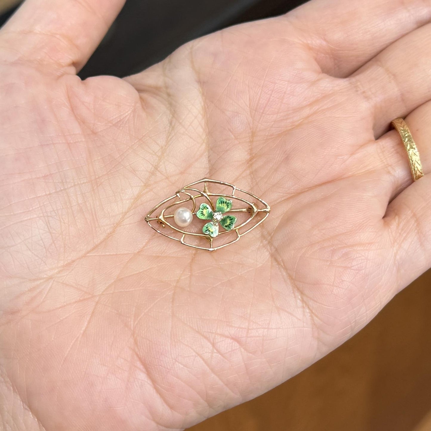 Edwardian Antique Four-Leaf Clover and Seed Pearl Old Mine Diamond Brooch 10k