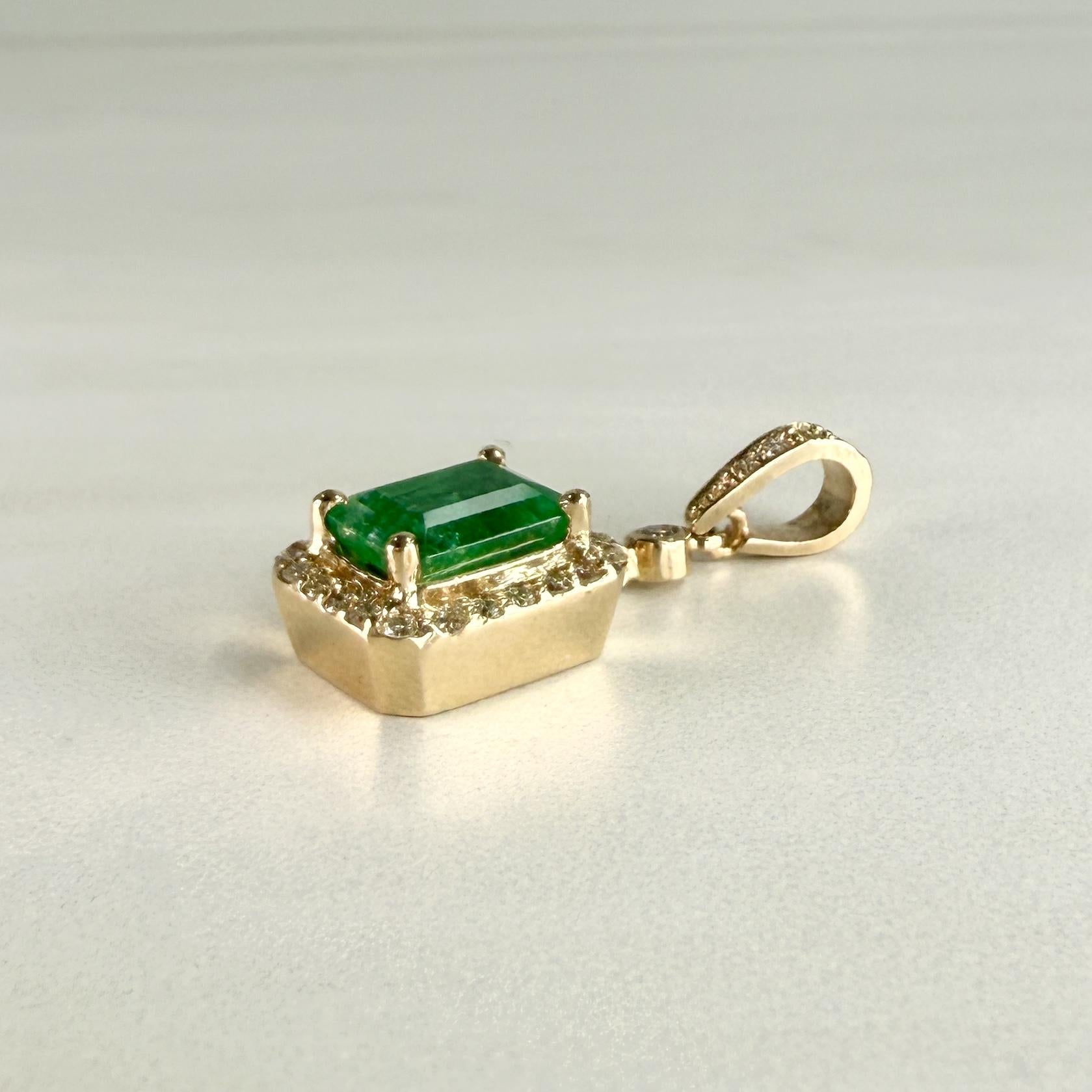 Columbian Emerald and Diamond Pendant 14k Yellow Gold