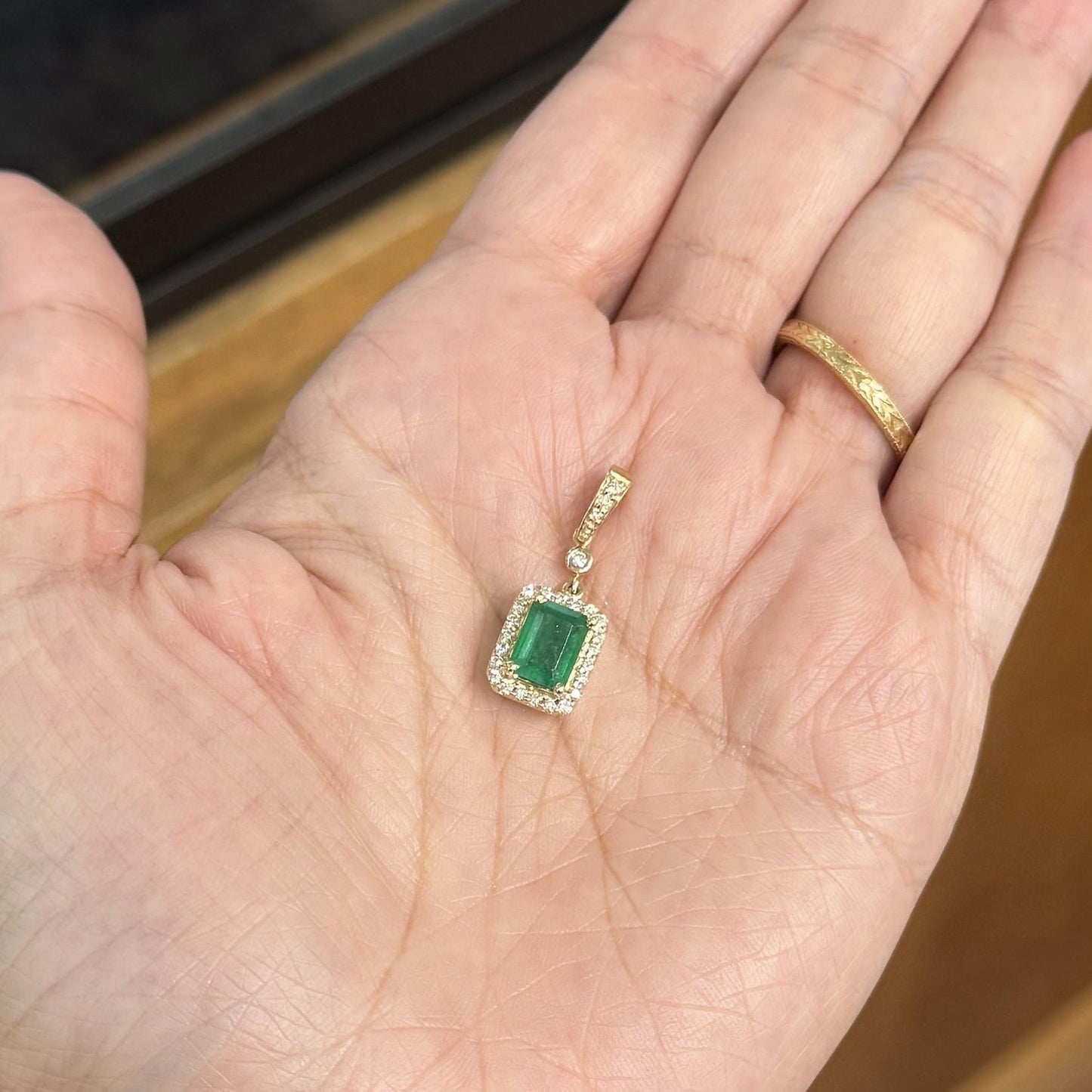 Columbian Emerald and Diamond Pendant 14k Yellow Gold