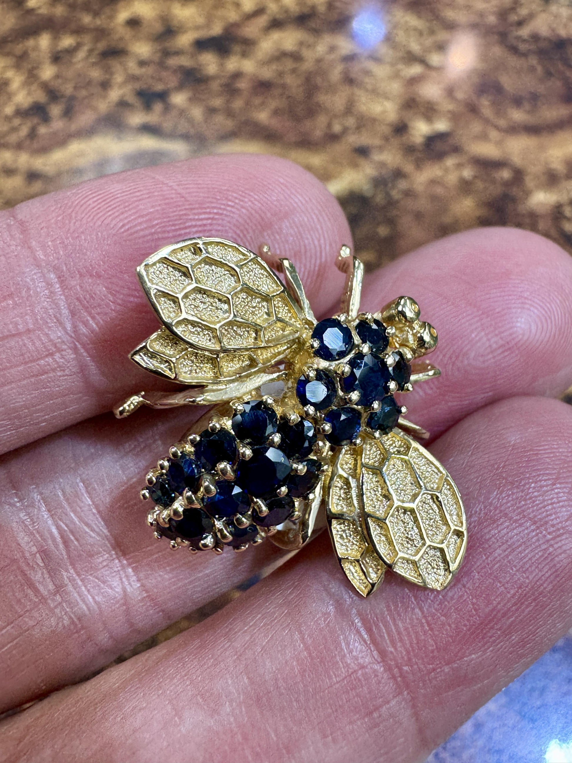 Vintage 14k Yellow Gold Sapphire Bee Pin 1990's
