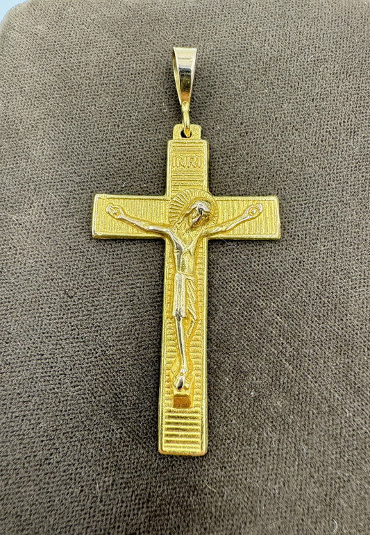 Vintage 18k Yellow Gold Crucifix Pendant Religious