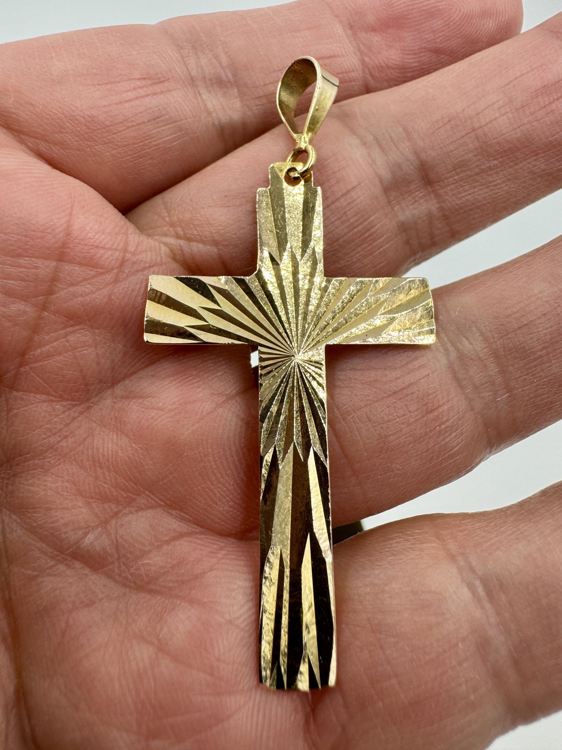 Vintage 18k Yellow Gold Crucifix Pendant Religious
